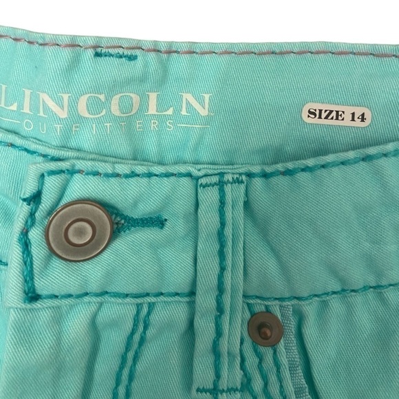 LINCOLN Outfitters Teal Shorts - Picture 4 of 4
